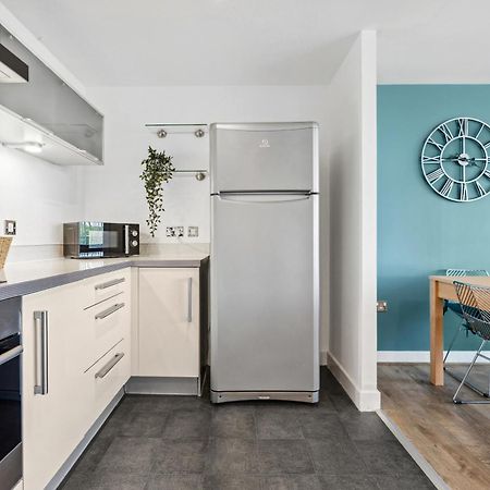 Cotels At Vizion: Central Serviced Apartments with Free Parking Milton Keynes Exterior photo