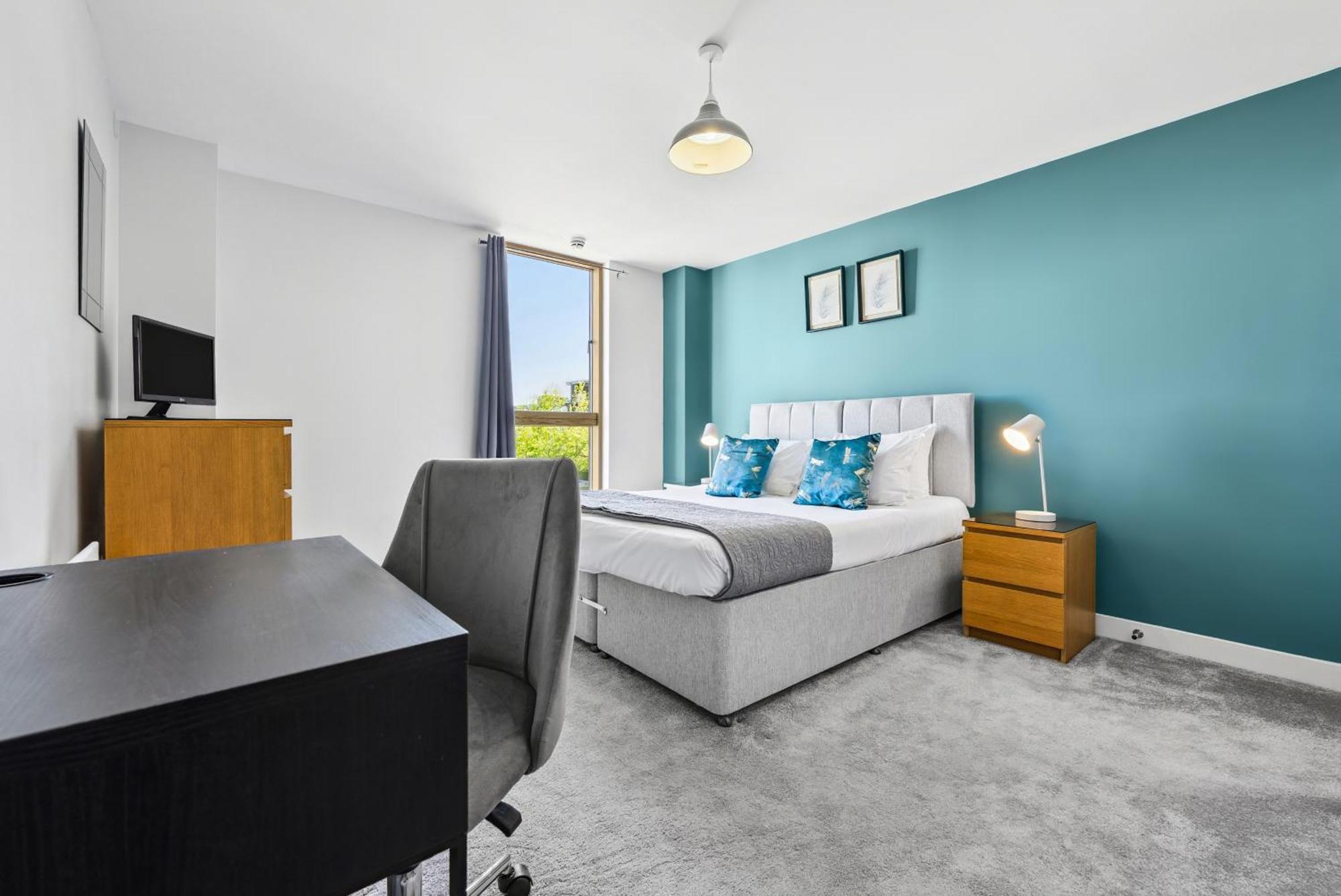 Cotels At Vizion: Central Serviced Apartments with Free Parking Milton Keynes Exterior photo